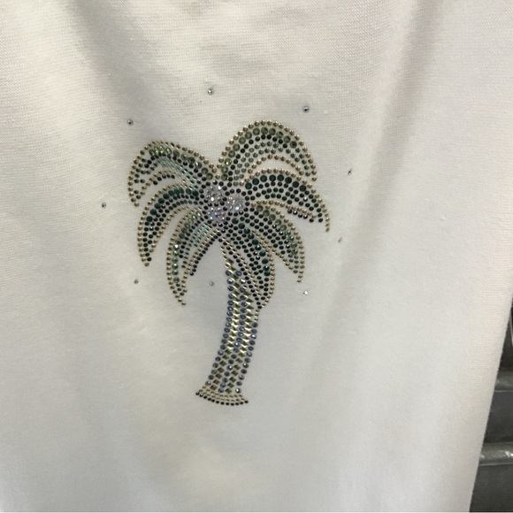 NWT fitted white tank top shirt Swarovski Crystal palm tree coconuts - Picture 2 of 2